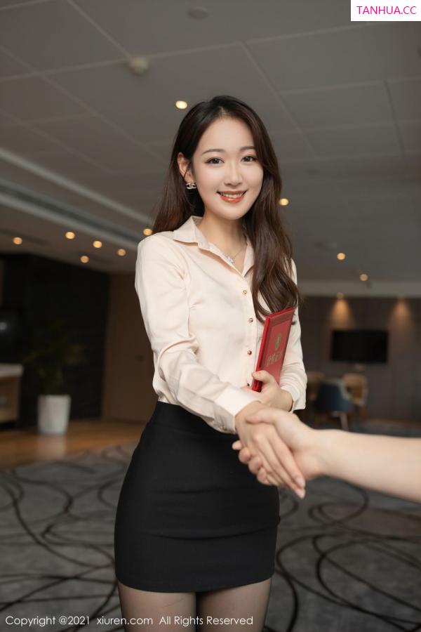 唐安琪  最强投资代表唐安琪 看她如何拿下重要客户第3张图片